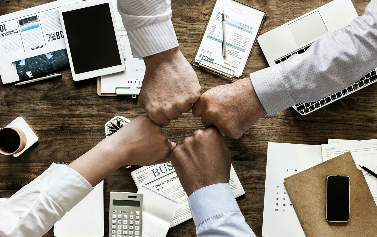 Commercial Archive Software Comparison: Choosing the Best Solution